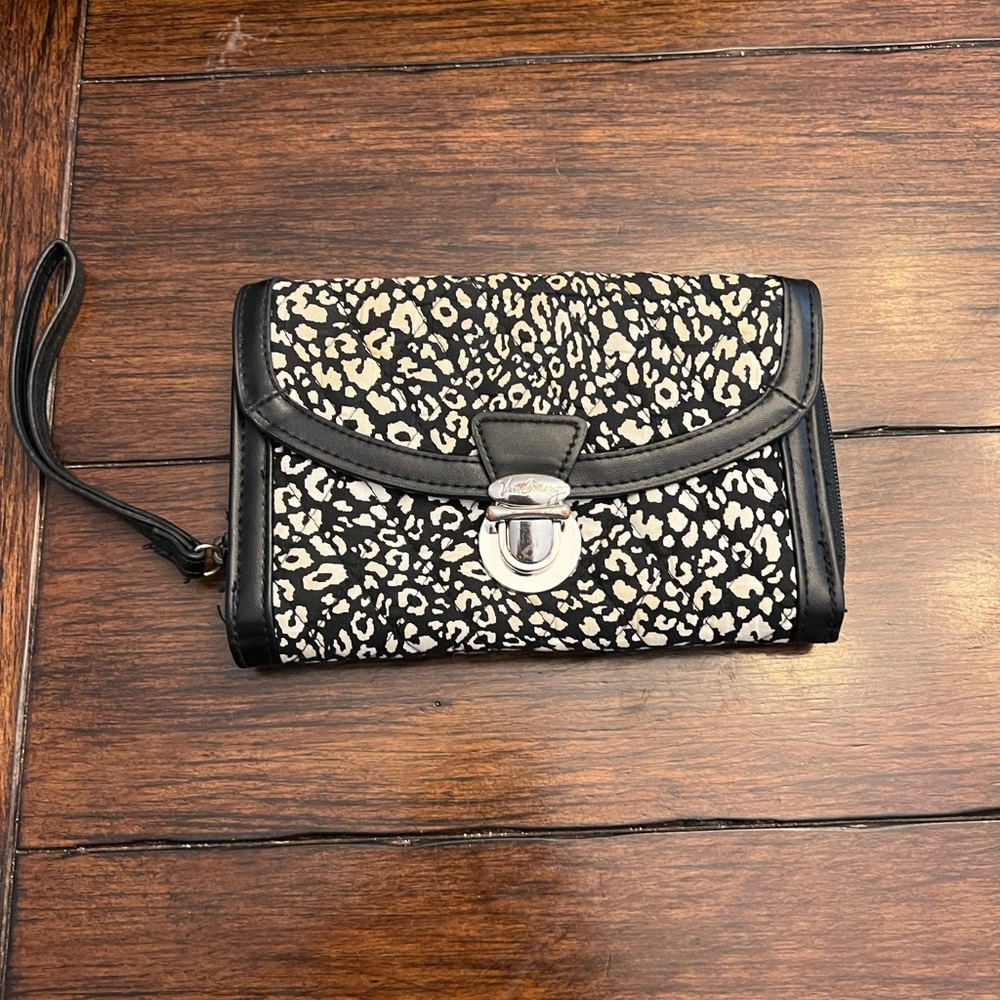 Vera Bradley wristlet wallet